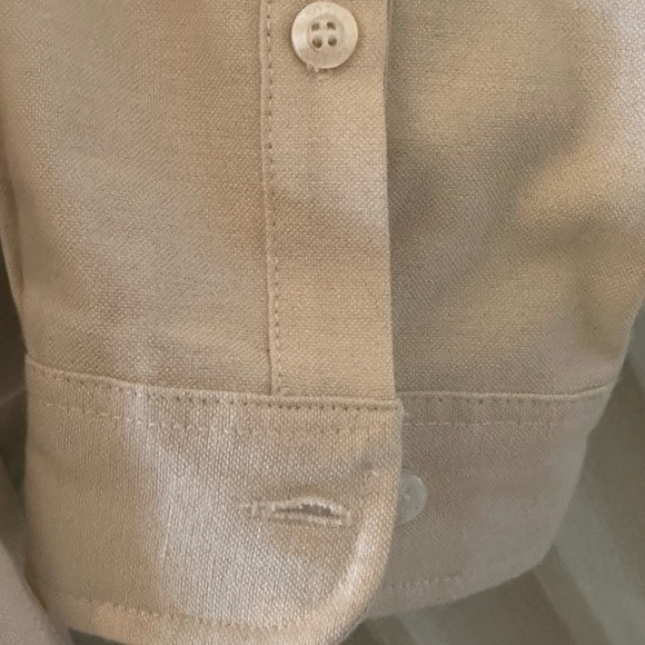 Lacoste Men's 44/XL Quality-100% cotton, like new Button Down Shirt- - Picture 6 of 8